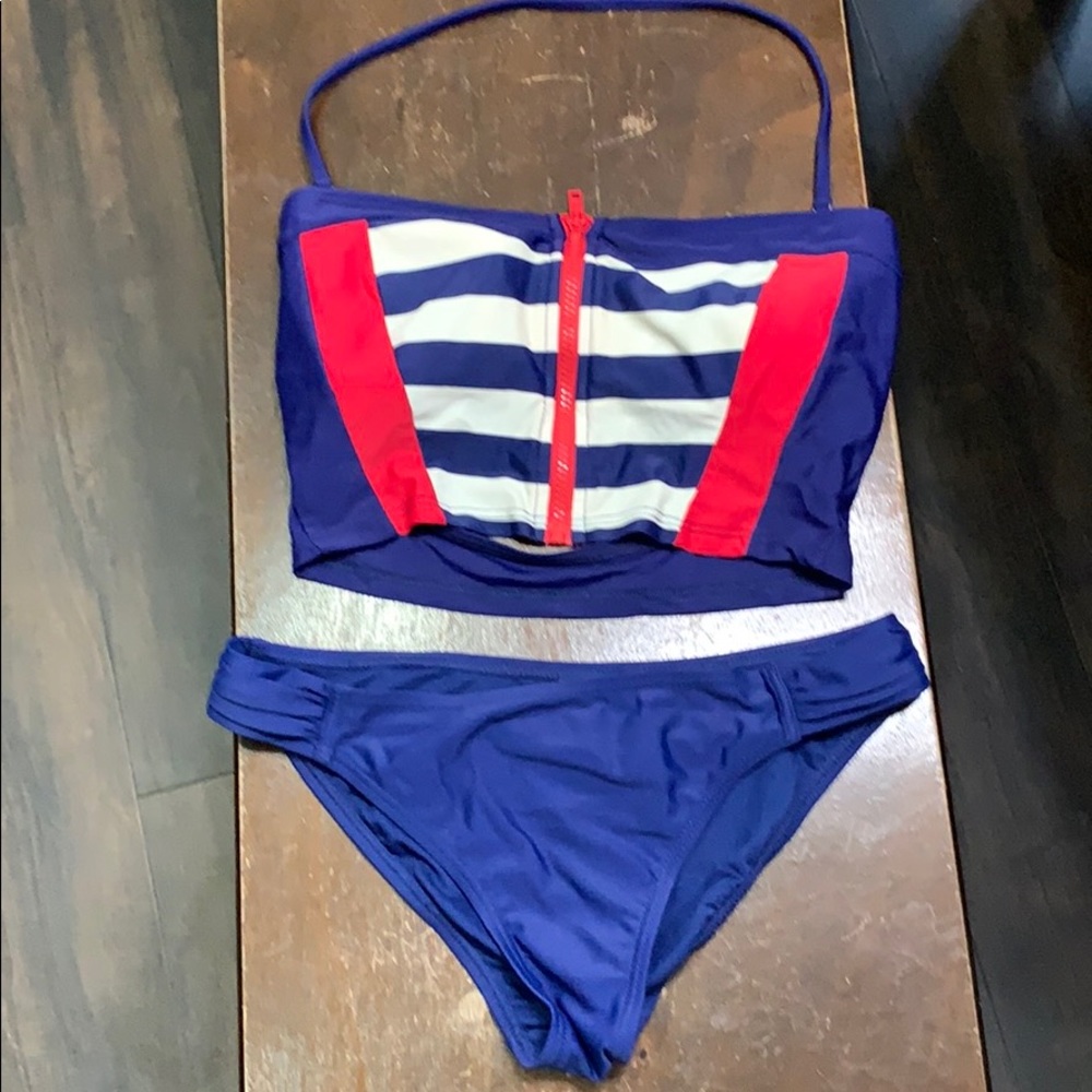 Cute 2 piece bikini